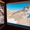Fliegen Sie mit der Heli Tamina zur Planurahütte - auch mit Übernachtungsmöglichkeit - Aussicht vom Schlafzimmer (!)