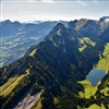 eindrückliche Rundflüge im Alpsteingebiet, hier der Sämtisersee