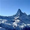 ...mit dem Heli ins Zermatter Skigebiet und auf 3000 müM eine Pizza geniessen mit perfekter Aussicht auf das Matterhorn - mit Heli Tamina